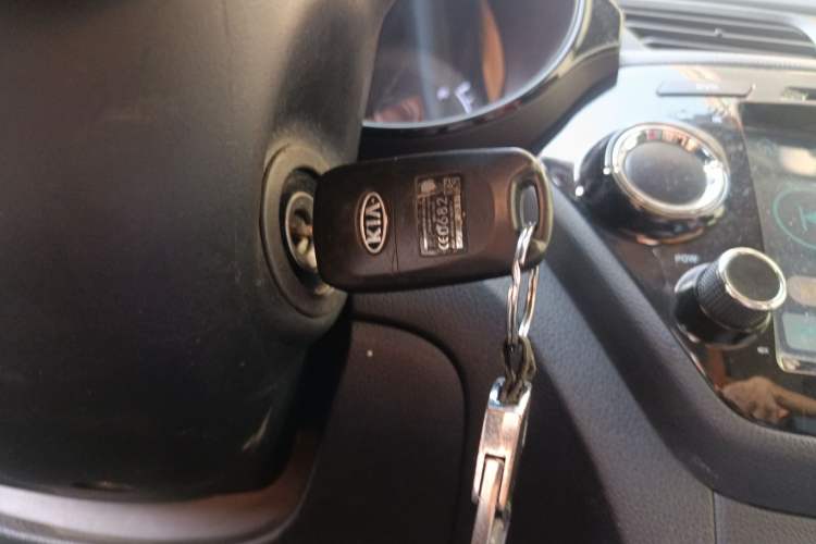 Used Kia K2 2015 Sedan 1.4L Automatic GLS
