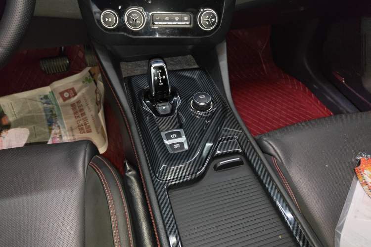 Used Lynk & Co 03 2019 1.5TD DCT Sport Edition China VI Standard Gear Lever