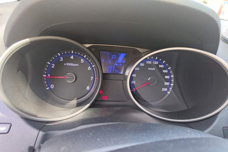 Used Hyundai ix35 2015 2.0L Automatic 2WD Smart Version China V Standard