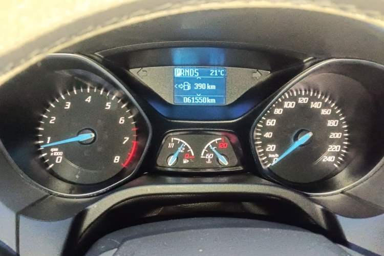 Used Ford Focus 2012 Sedan 1.6L Automatic Fashion Edition