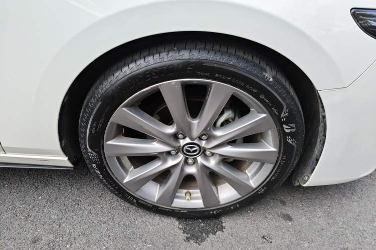 Used Mazda 3 Axela 2020 2.0L Automatic Zhiya Edition Right Front Wheel Hub