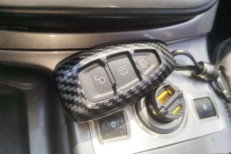 Used Ford Kuga 2015 1.5L GTDi Four-Wheel-Drive Elite Model