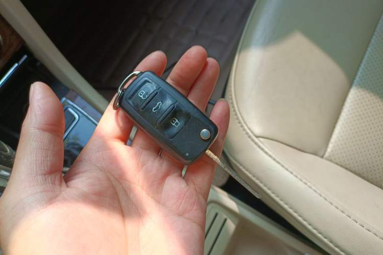 Used Volkswagen Lavida 2013 1.4TSI DSG Luxury Edition Vehicle Key