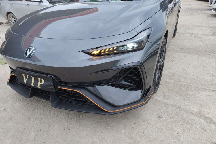 Used CHANGAN UNI-V 2025 Model Third-Generation 2.0T Dynamic Edition Left Front Headlight