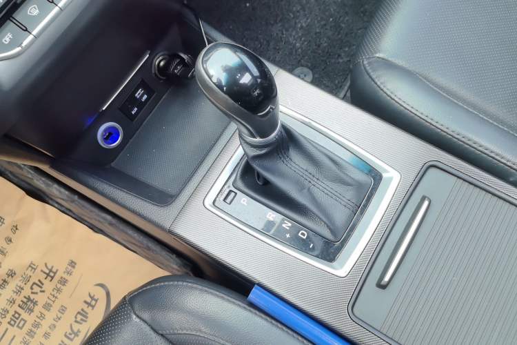 Used Hyundai Mistra 2017 1.8L Automatic Deluxe DLX Model China V Emission Standard Gear Lever