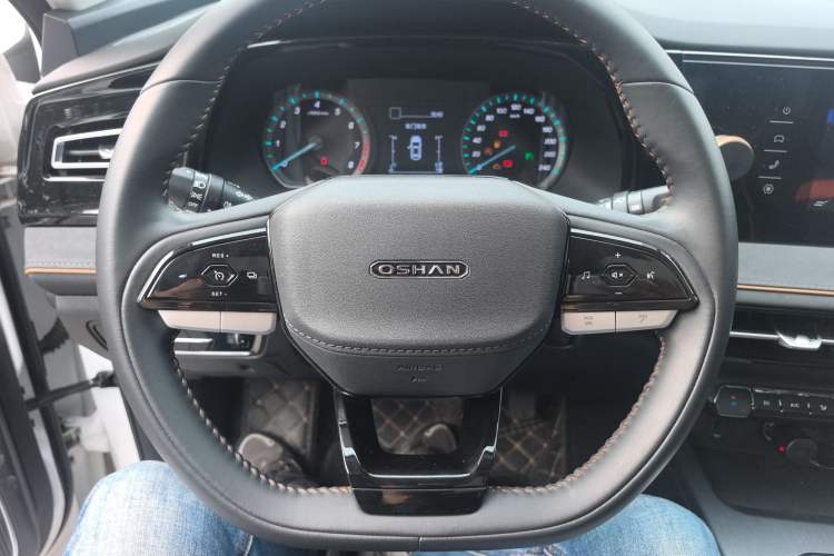 Used Oshan X7 PLUS 2023 Enjoy Edition 1.5T Manual Jiayue Model
