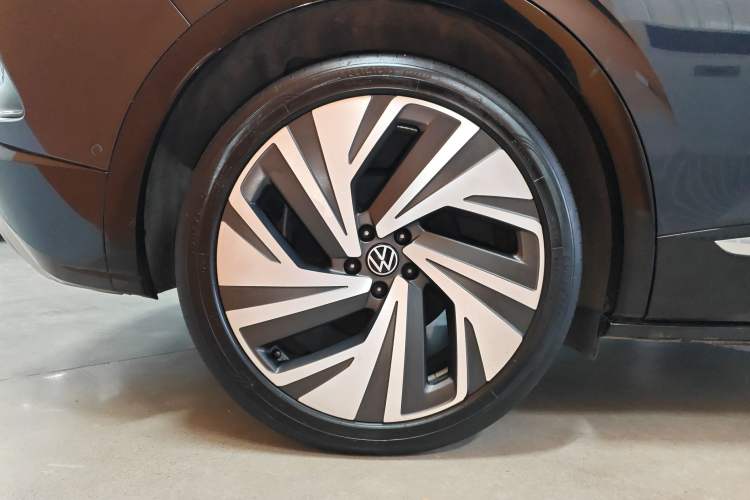 Used Volkswagen ID.4 CROZZ 2024 PRIME