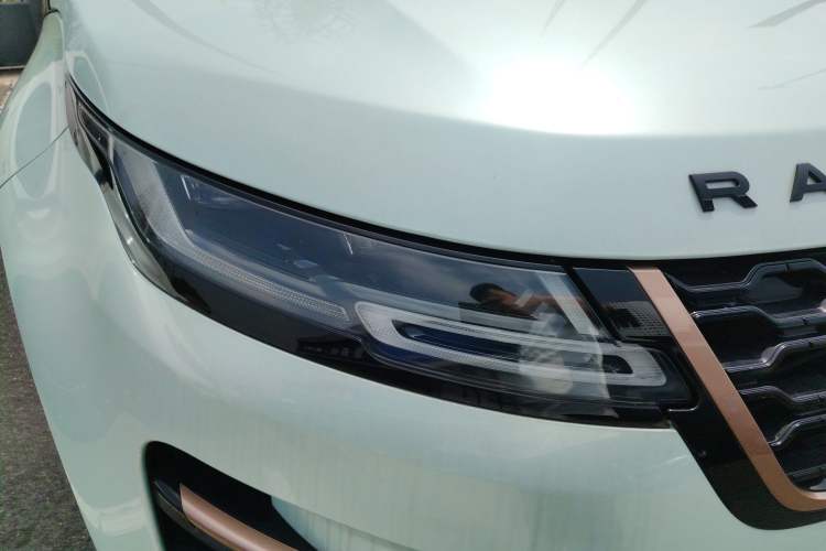 Used Land Rover Range Evoque 2023 Aurora L 249 PS Collins Antique Bronze Special Edition Right Front Headlight