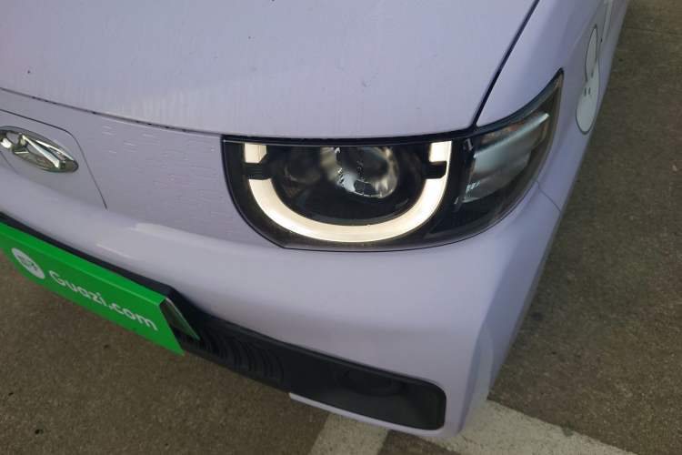 Used Chery QQ Ice Cream 2023 120km Ice Cream-Type Lithium Iron Phosphate Left Front Headlight