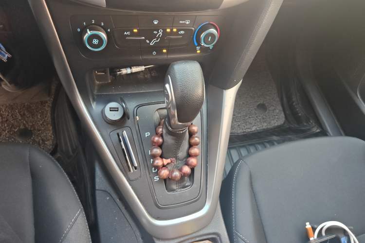 Used Ford Focus 2015 Hatchback 1.6L Automatic Comfort Model
