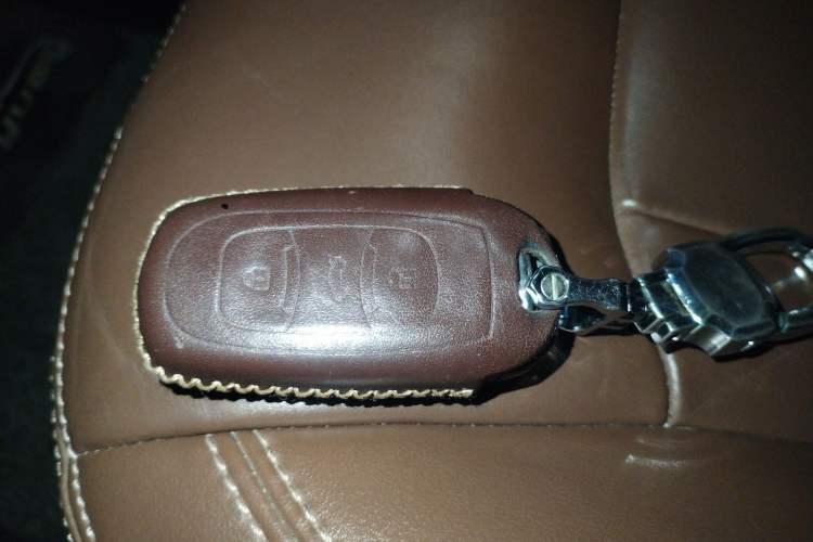 Used Geely Auto Emgrand X7 Sport 2016 1.8TD Automatic ZhiZun Version