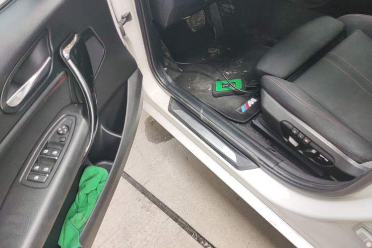 Used BMW 1 Series 2018 118i Sport Design Package
