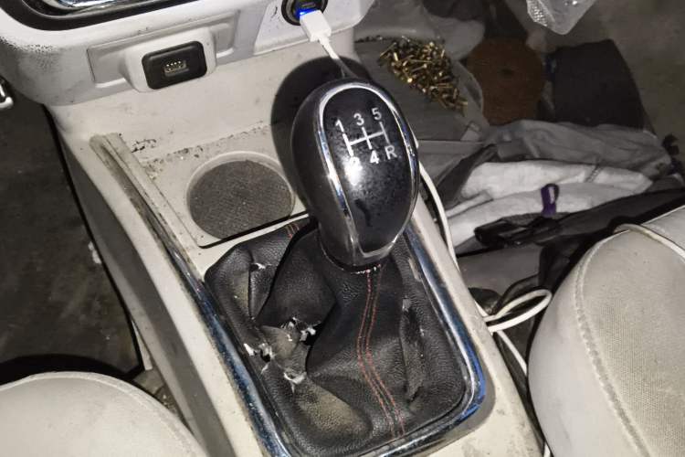 Used Jinbei New Hiace X30L 2016 1.5L Wealth Edition Van DLCG14 Gear Lever