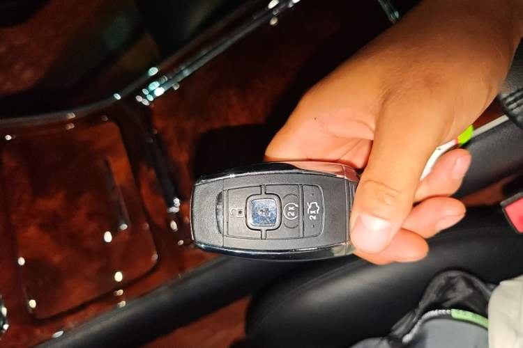 Used Lincoln Continental 2017 2.0T Two-Wheel-Drive Luxury Edition
