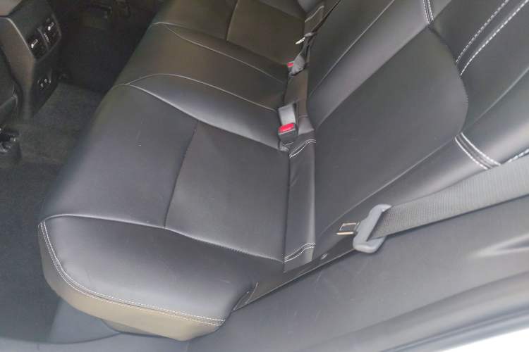 Used Toyota Corolla 2021 Dual-Motor 1.8L E-CVT Elite Edition Left Rear Seat
