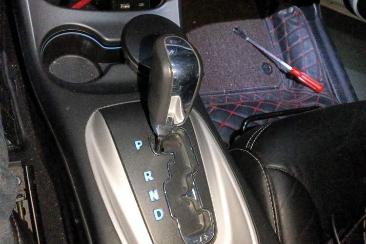 Used Dodge Journey 2013 2.4L Two-Wheel Drive Luxury Version