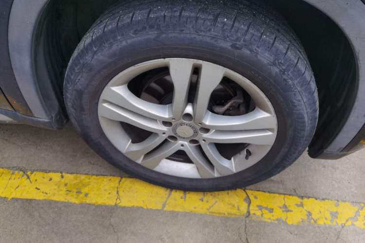 Used Mercedes-Benz GLA 2016 GLA 200 Sport Edition Right Front Wheel Hub