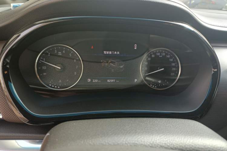 Used Buick GL8 2021 Land Cruiser Executive Class 652T Comfort Model