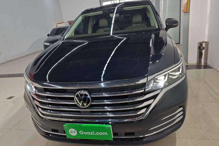 Used Volkswagen Viloran 2023 380TSI Prestige Edition Front