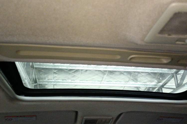 Used Suzuki SX4 2011 Revised Version 1.6L Automatic Comfort Edition Headliner