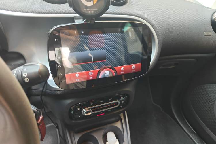 Used smart fortwo 2015 1.0L 52 kW Hardtop Passion Edition Audio And AC Panel