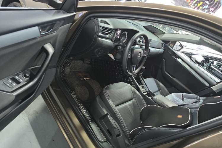 Used Skoda Superb 2018 TSI280 DSG Standard Edition China V Emission Standard