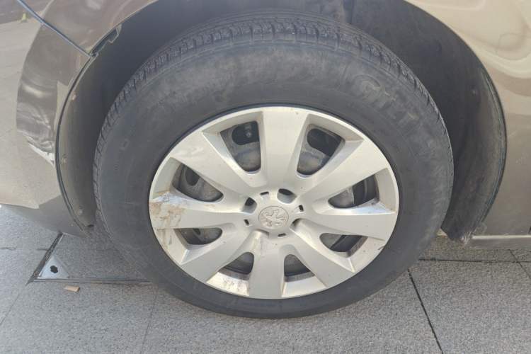 Used Peugeot 301 2016 1.6L Manual Comfort Edition
