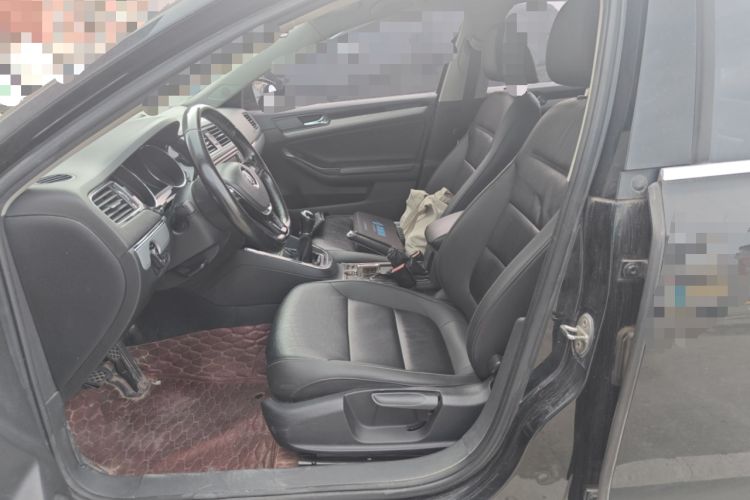 Used Volkswagen Sagitar 2018 1.6L Manual Comfort Model Left Front Seat