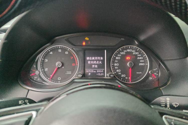 Used Audi Q5 2015 40 TFSI Technology Edition Instrument Cluster