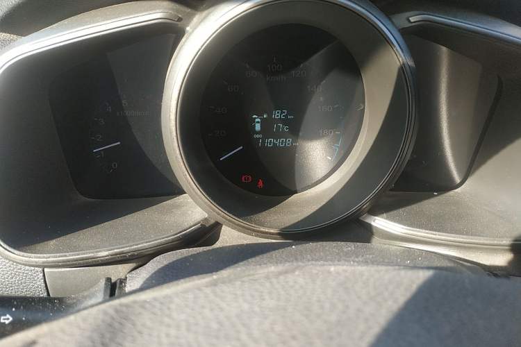 Used CHANGAN OSHAN CX70 2016 1.6L Manual Luxury Model