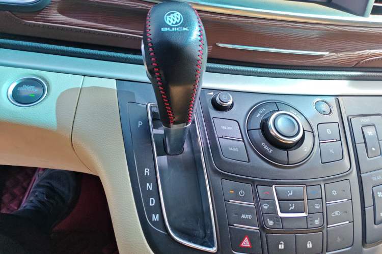 Used Buick GL8 2018 28T Prestige Version China VI Standard