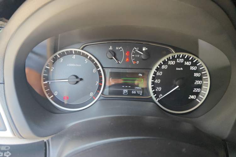 Used Nissan Sylphy 2016 1.6 XL CVT Luxury Edition
