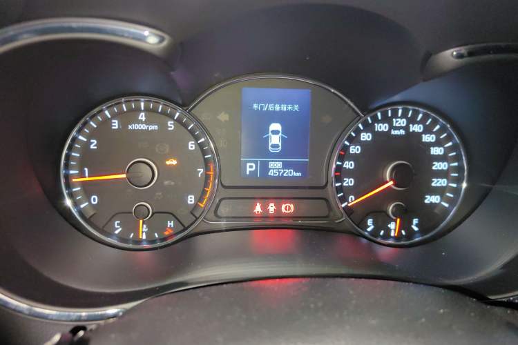 Used Kia K3 2015 1.6L Automatic GLS
