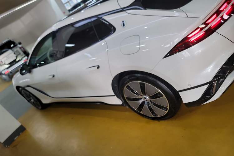 Used Denza Z9GT 2024 1100 Four-Wheel Drive Max Edition
