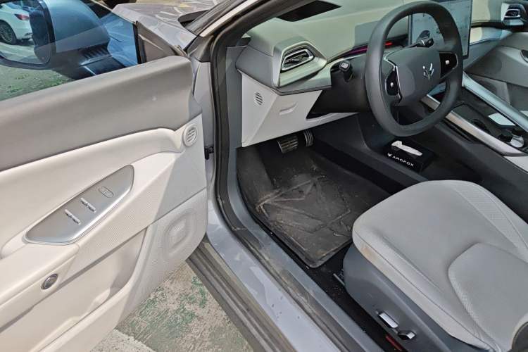 Used ARCFOX Alpha S5 2024 560MAX 185kW Driver Seat