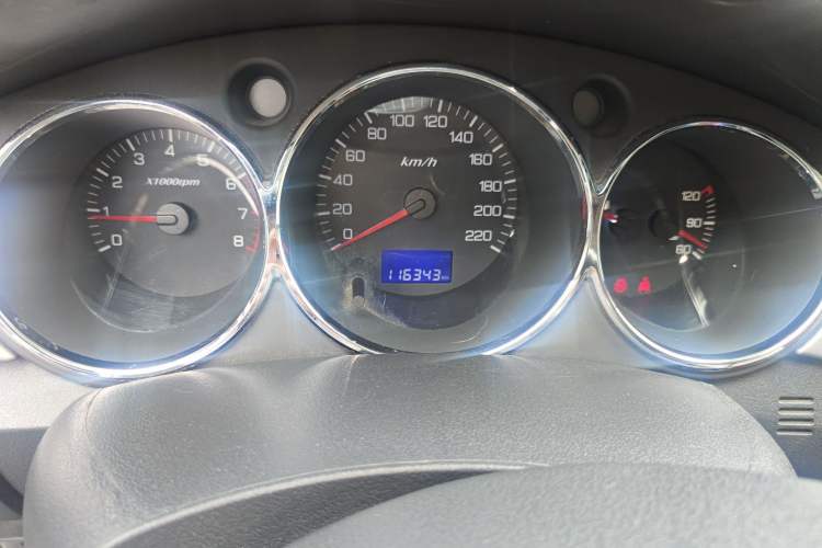 Used Dongfeng Aeolus H30 2014 CROSS 1.5L Manual Gratitude Edition
