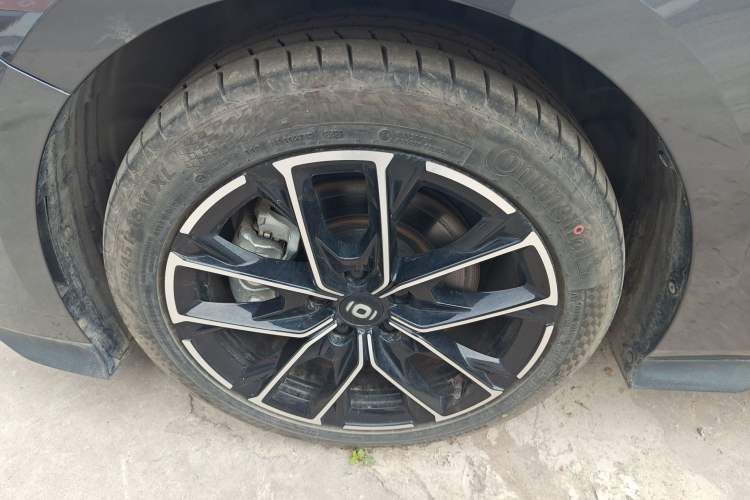 Used CHANGAN NEVO A06 2023 Supreme Model Left Front Wheel Hub