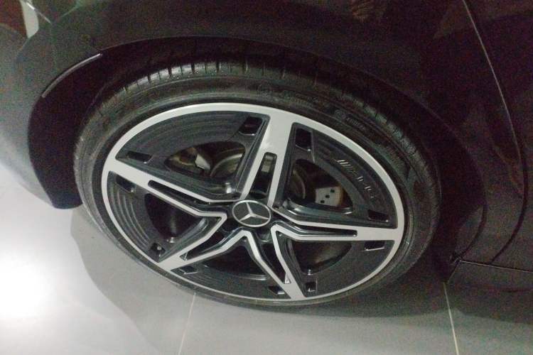 Used Mercedes-Benz A AMG 2024 AMG A 35 4MATIC Right Rear Wheel Hub