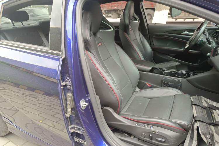 Used Buick Regal 2020 GS 28T Elite Model
