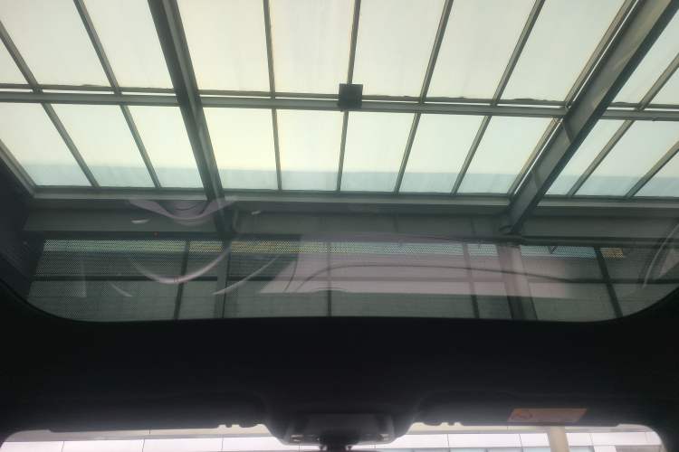 Used Porsche Taycan 2022-Year Updated Taycan Headliner