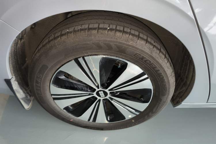 Used Geely Galaxy Galaxy A7 2025 Model EM-i 150km Exploration+ Edition