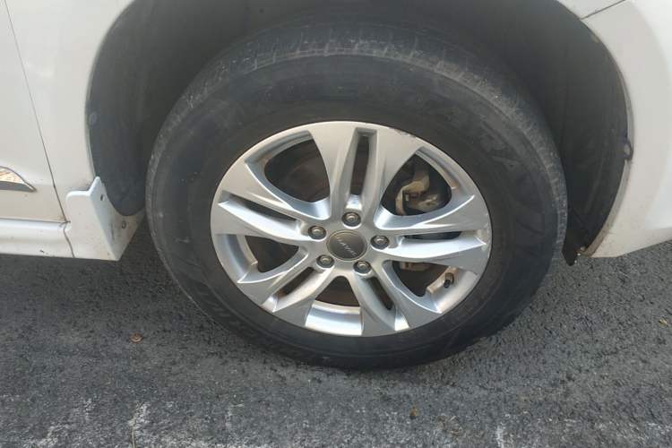 Used Haval H6 2013 Upgraded Model 1.5T Manual Two-Wheel Drive Elite Version