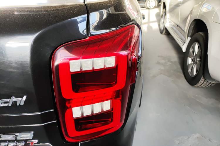 Used GAC Trumpchi GS8 2020 390T Two-Wheel Drive Luxury Smart Connectivity Commemorative Edition (7 Seats)