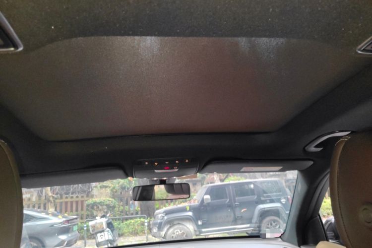 Used Mercedes-Benz GLC 2022 Second Facelift GLC 260 L 4MATIC Luxury Edition
