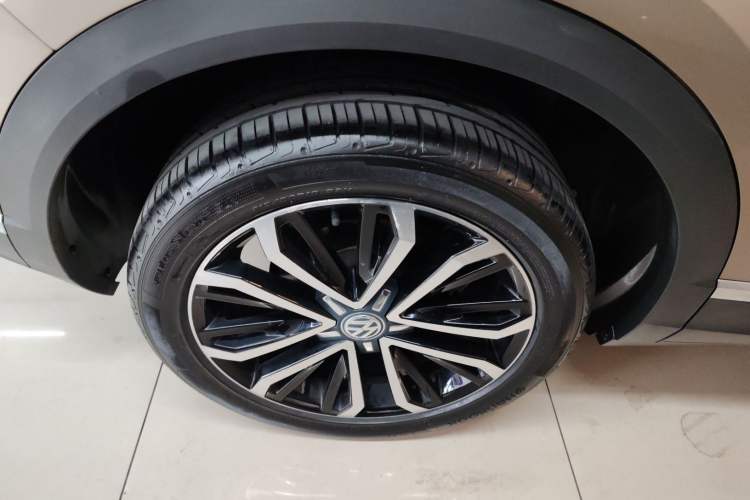 Used Volkswagen T-ROC 2020 280TSI DSG Two-Wheel Drive Comfort Version