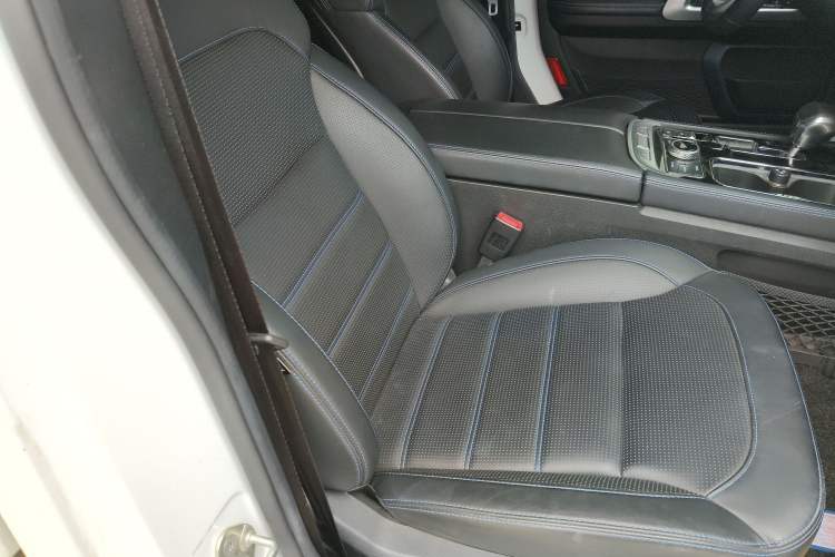 Used BAIC Off-Road BJ40 2019 PLUS 2.3T Automatic Four-Wheel Drive Premium Edition China VI Right Front Seat