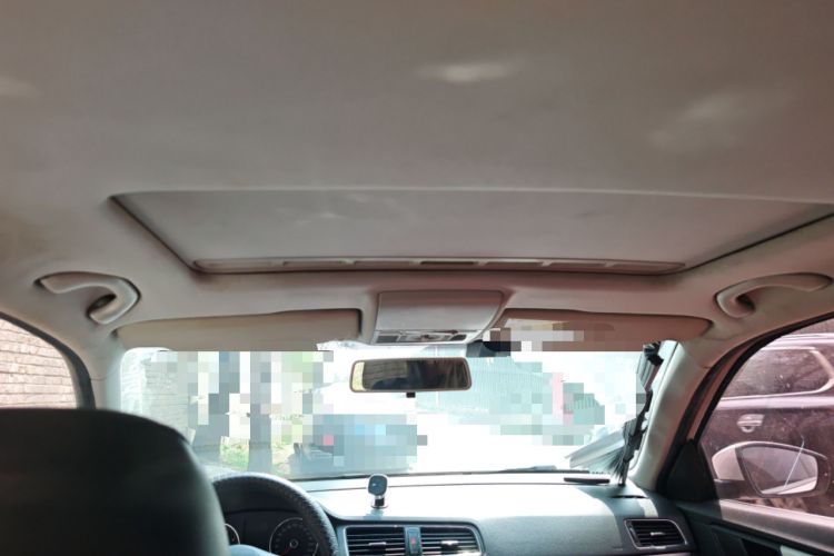 Used Volkswagen Lavida 2013 Restyled Classic 1.6L Manual Comfort Edition Headliner