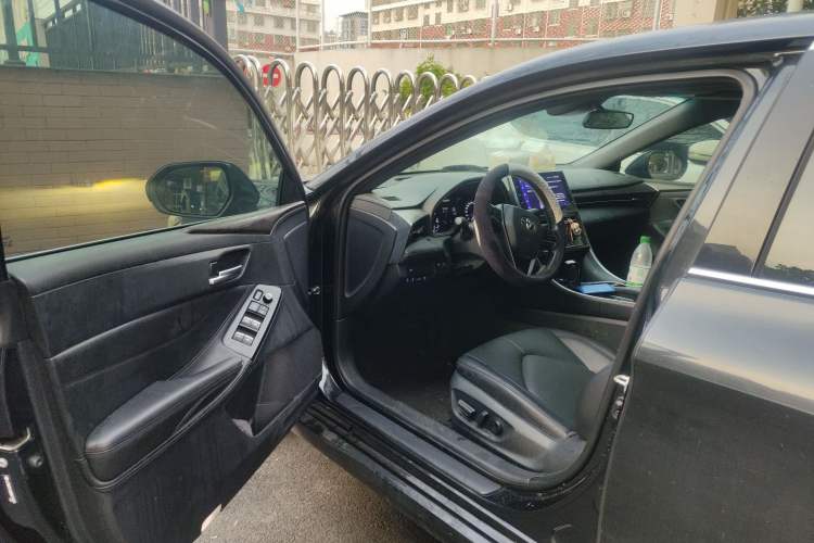 Used Toyota Avalon 2022 2.0L Luxury Edition