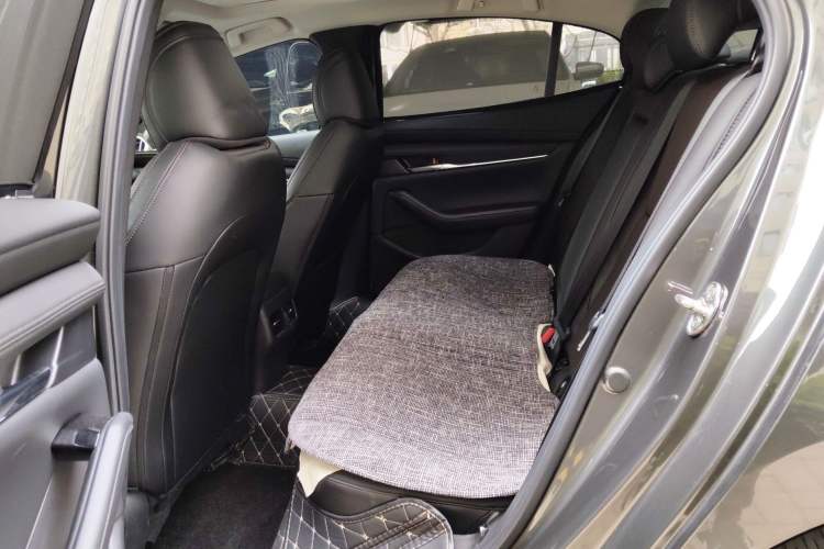 Used Mazda 3 Axela 2021 2.0L Automatic Zhiya Edition