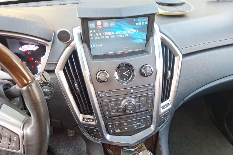 Used Cadillac SRX 2011 3.0L Flagship Edition
